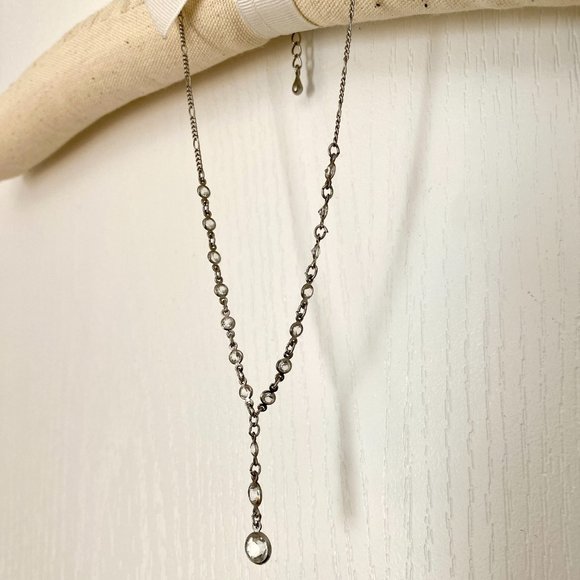 Vintage Silver Tone Necklace with Transparent Bead Detail - Picture 7 of 7